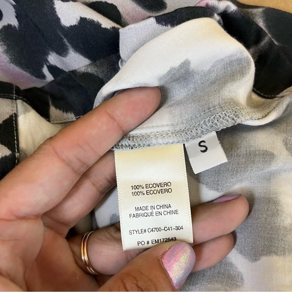 Cloth & Stone Grey Leopard Print Button Down Shirt - image 8